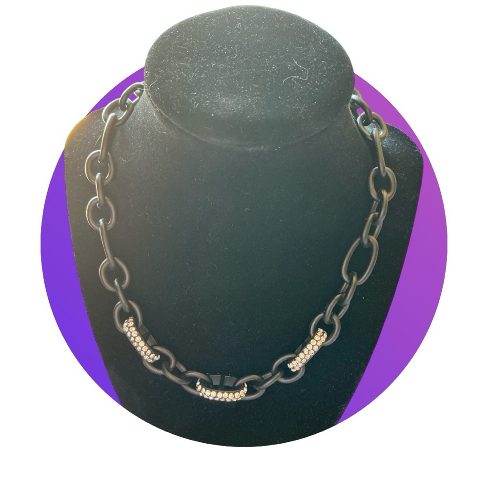 Elegant Black and Silver Chain Necklace